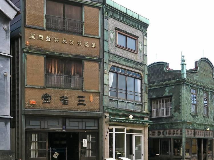 懐かしさを感じるレトロ建築の見どころガイド